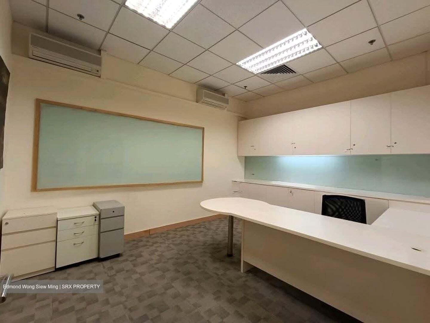 Lorong 8 Toa Payoh (D12), Factory #570485911